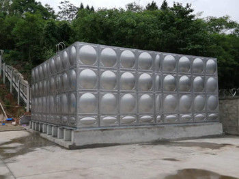 Tanque de água de aço inoxidável de 120 toneladas com água limpa e resinas